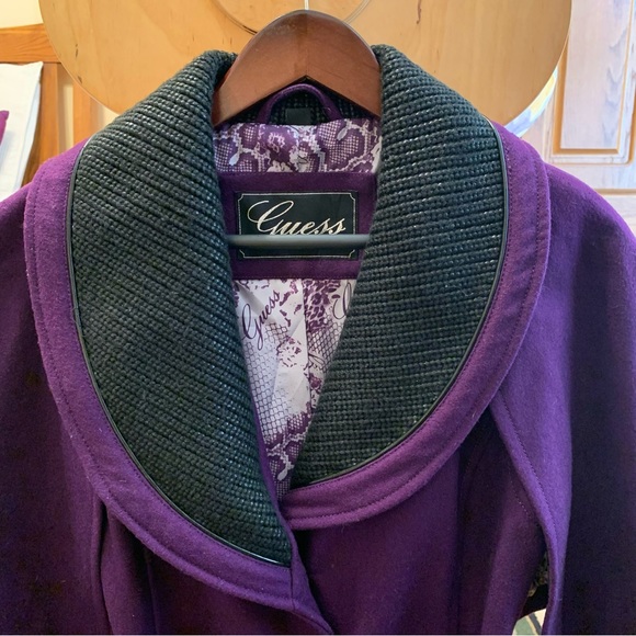 *NWOT* Guess Cape Coat - Picture 4 of 10